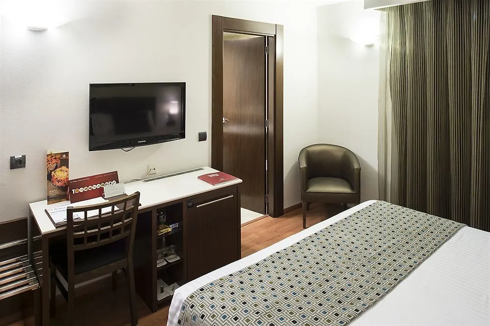 Catalonia Born Otel Barselona
