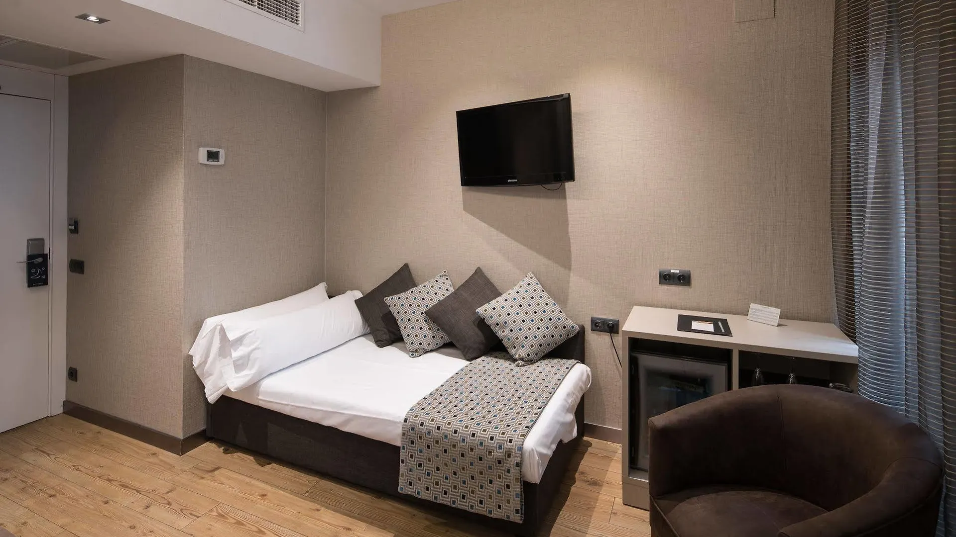 Catalonia Born Otel Barselona